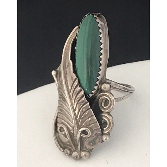 Vintage 1970s Sterling Silver Ring Malachite Native American Signed H 4X - Picture 2 of 5